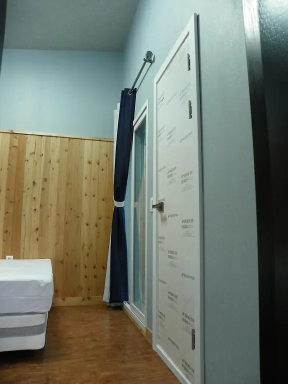Feliz Casa Hotel Seoul 2*,